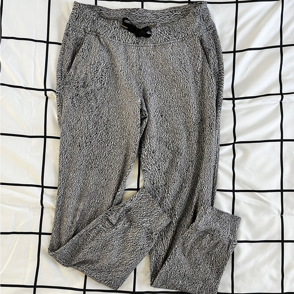 Lululemon Ready to Rulu Jogger